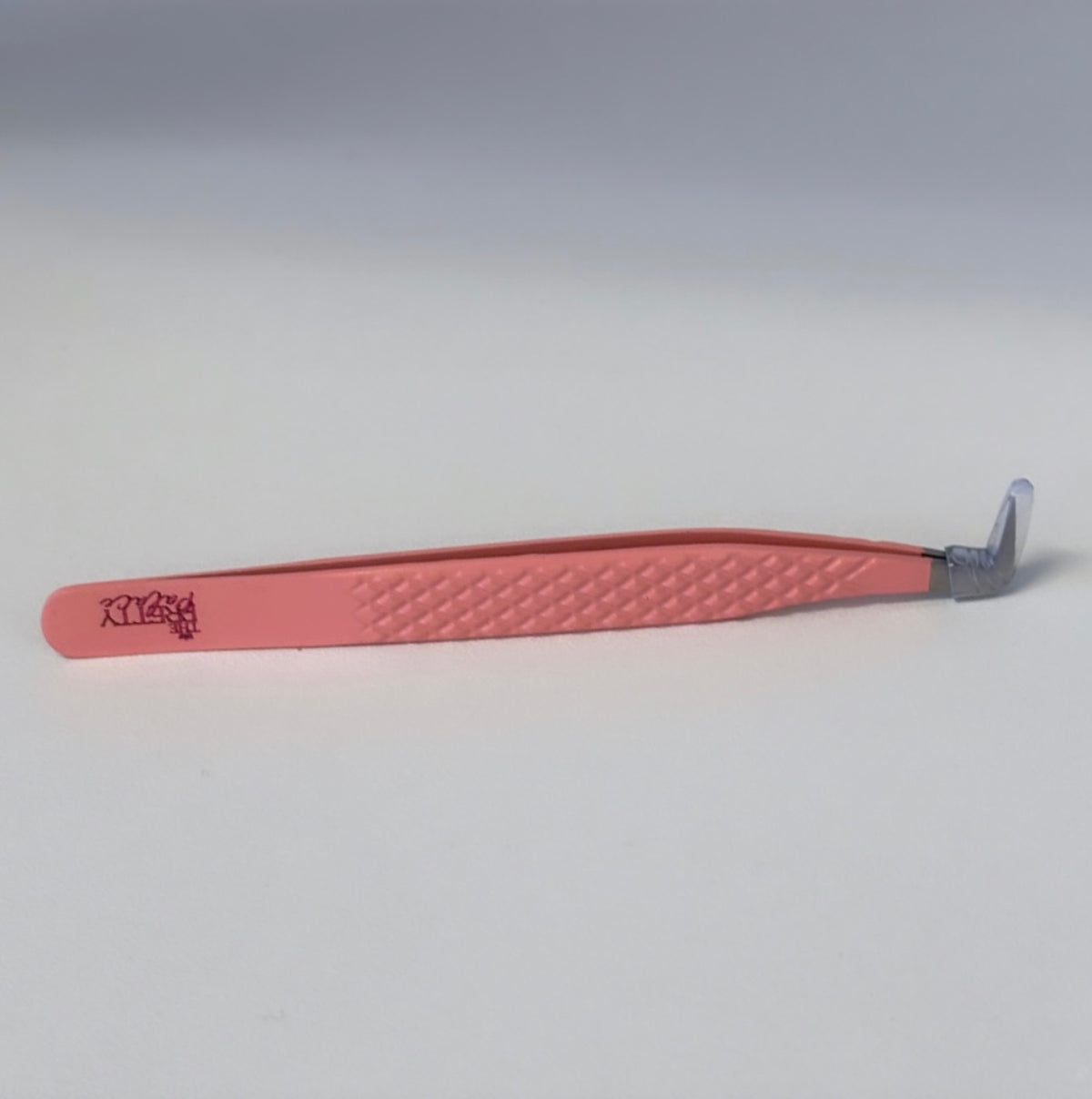 Pink Volume Fiber Tweezer